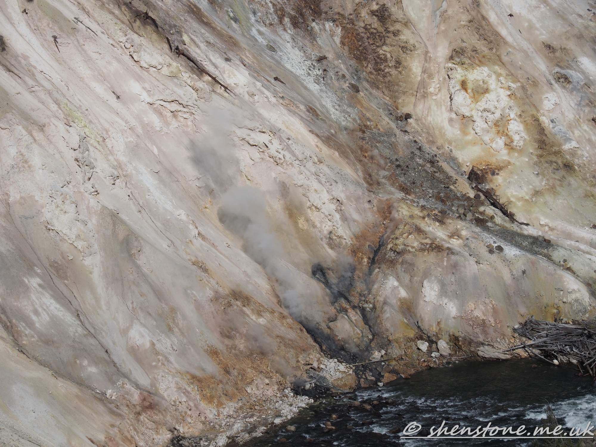 Calcite Springs, Yellowstone National Park, Wyoming, USA