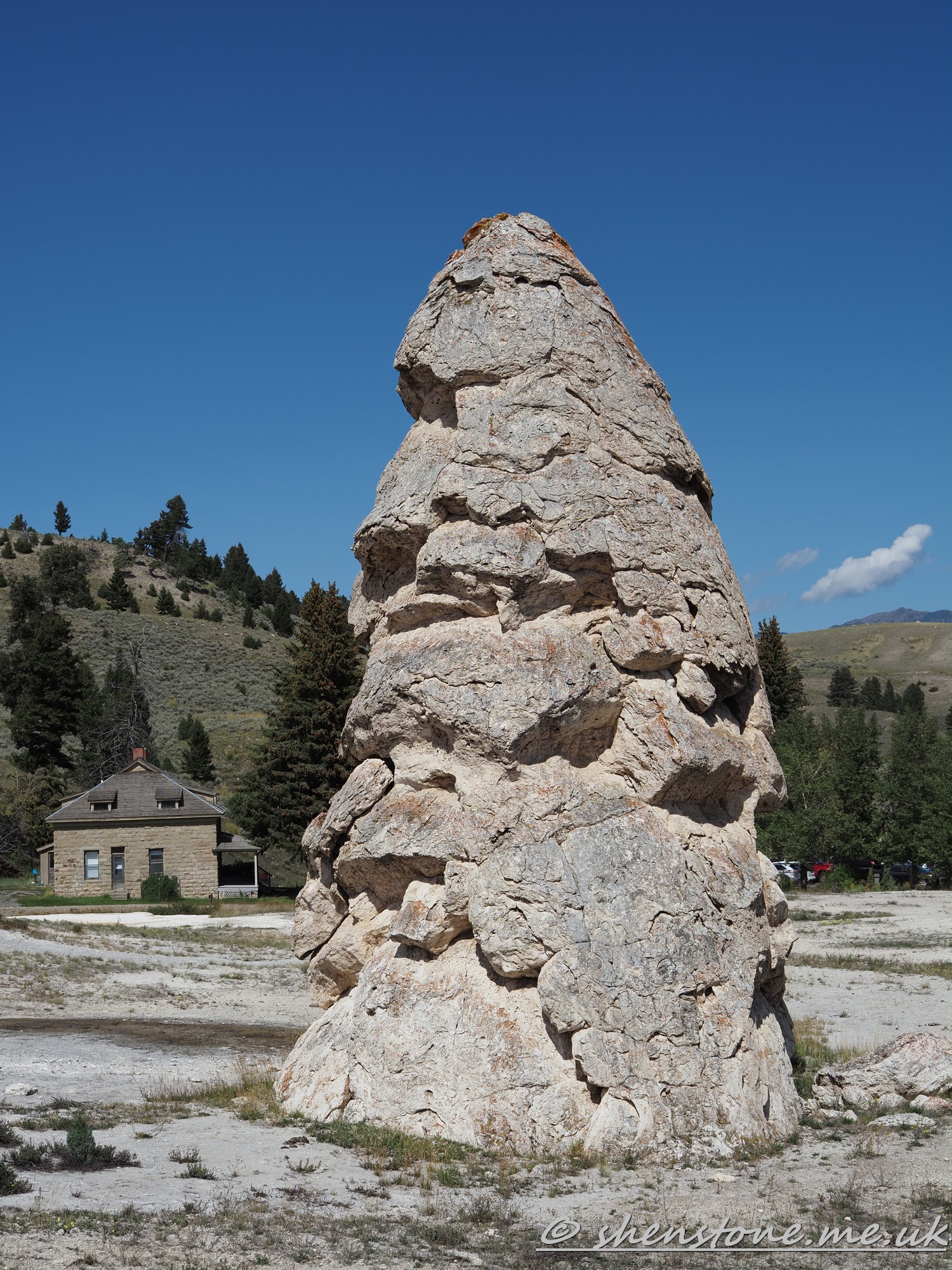 Mammoth hot Springs, Yellowstone National Park, Wyoming, USA