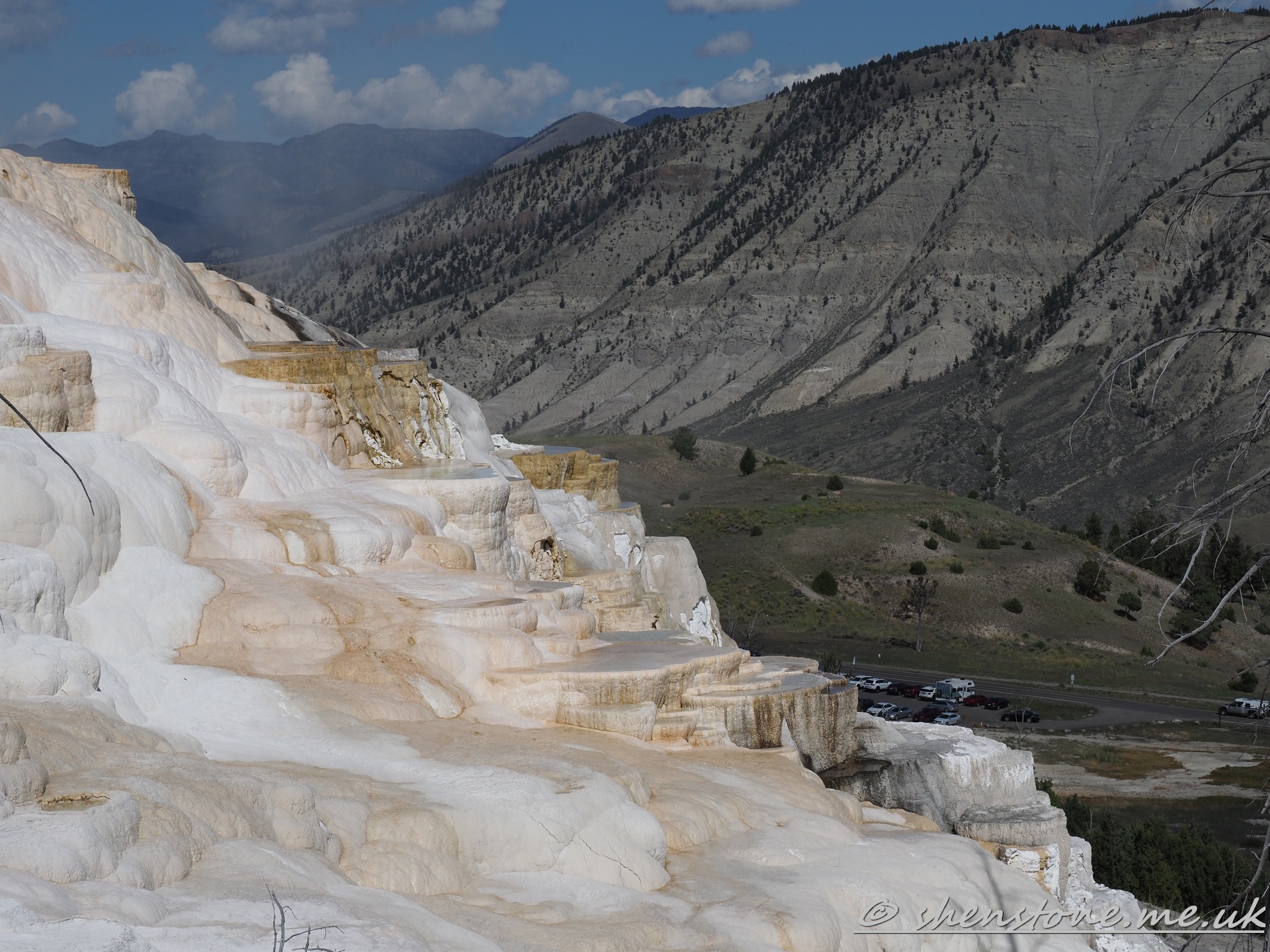 Mammoth hot Springs, Yellowstone National Park, Wyoming, USA